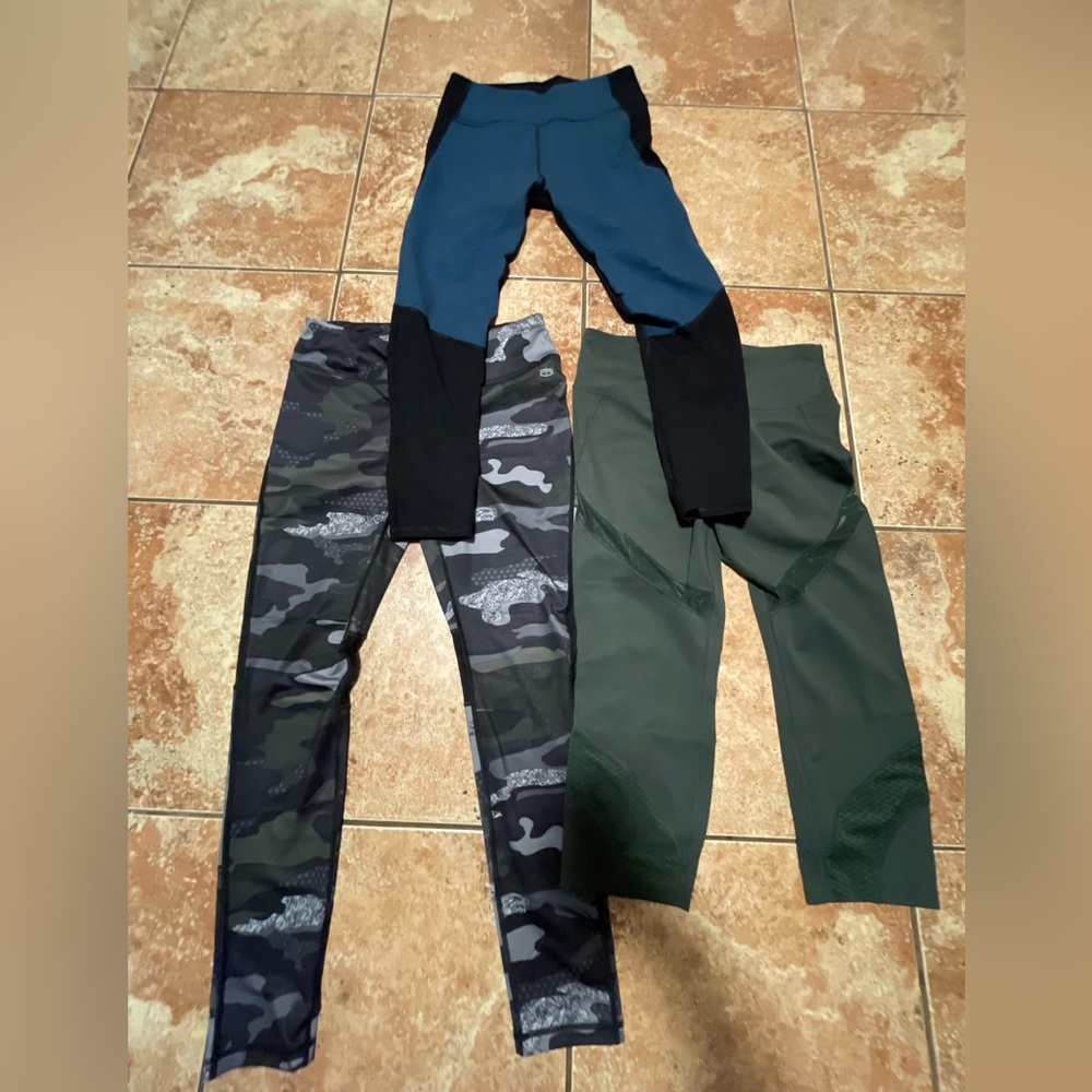 Women’s Size Large Leggings Bundle